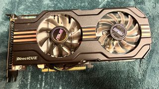 Tarjeta gráfica ASUS GTX560