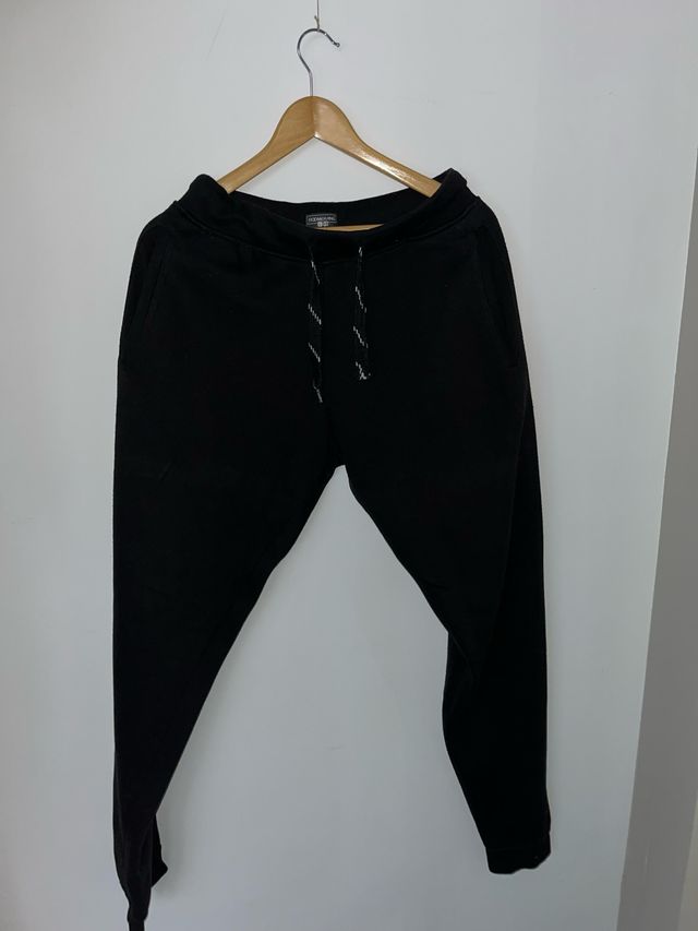 Pantalones deportivos negros