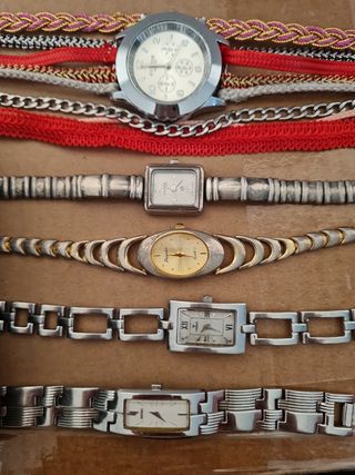 18 Relojes pulsera