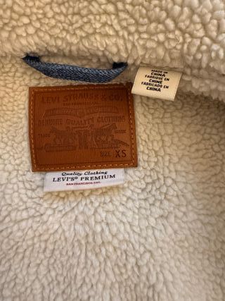 Chaqueta vaquera Levi's borreguillo talla XS