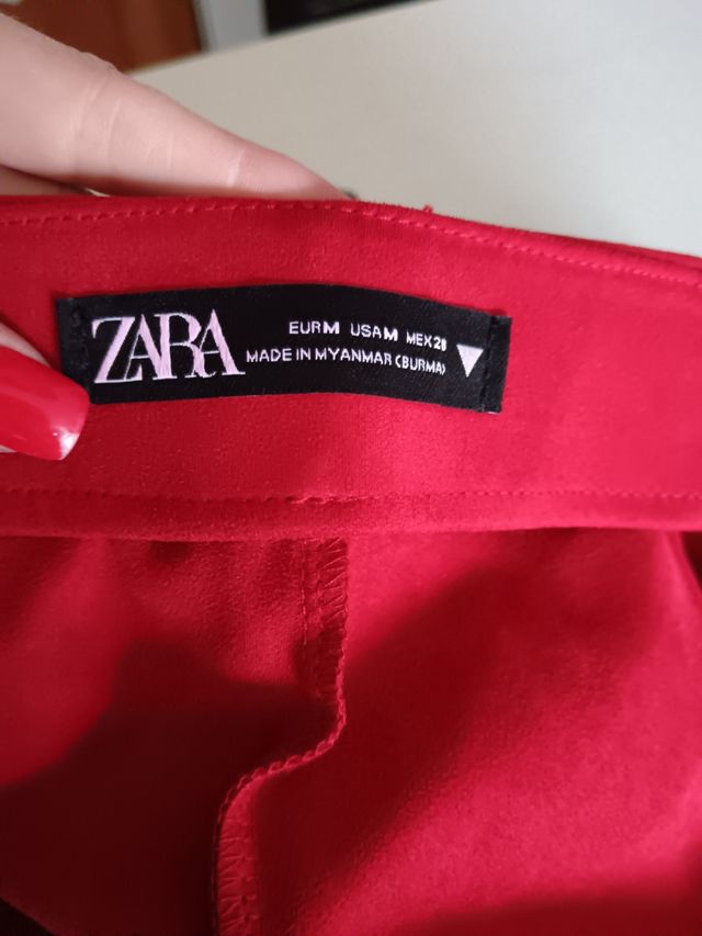 Falda pantalón ante roja Zara