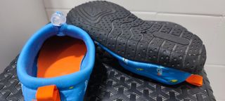 Escarpines playa, piscina y río