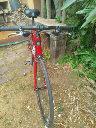 Bicicleta Trek Emonda ALR 5 roja