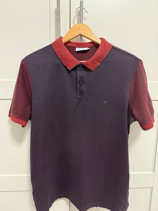 Polo Calvin Klein - marrón y rojo - Talla L
