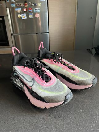 rosalia air max 2090
