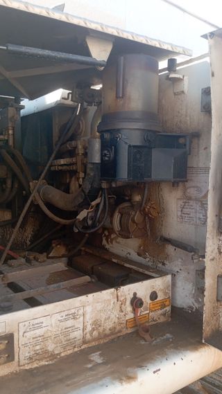 Retroexcavadora giratoria de cadenas