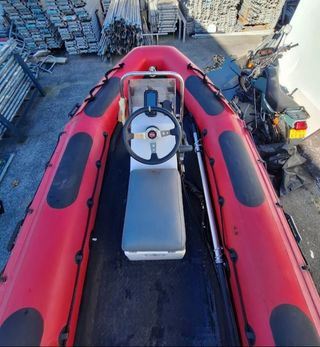 Embarcación neumática narwal 4.motor para reparar.