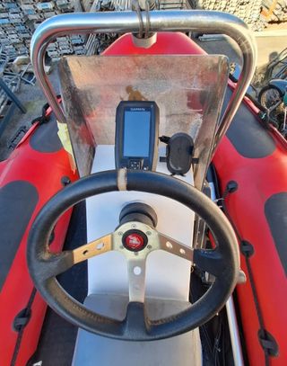 Embarcación neumática narwal 4.motor para reparar.