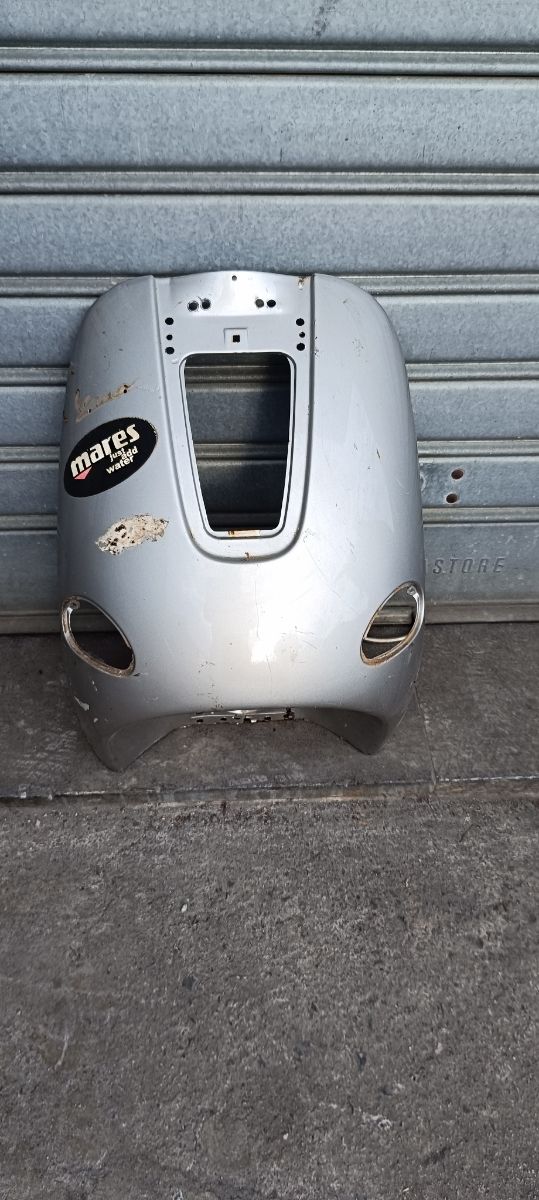 Scudo Vespa 50/125/150 usato usato