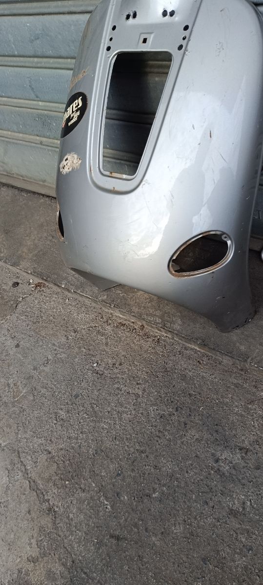 Scudo Vespa 50/125/150 usato usato