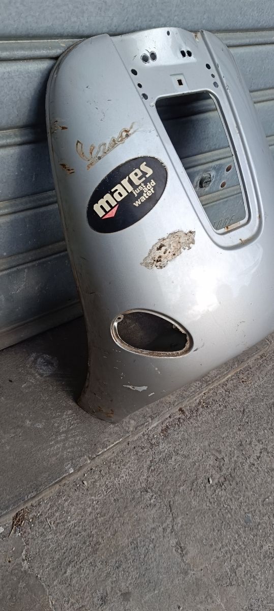 Scudo Vespa 50/125/150 usato usato