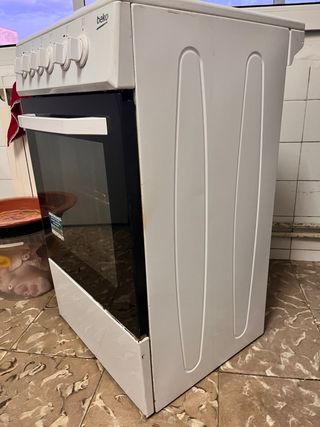 Horno Beko blanco - 4 fuegos