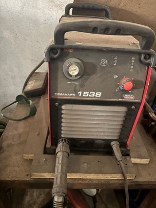 Soldadoras MIG 348 y Tomahawk 1538