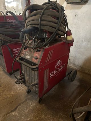 Soldadoras MIG 348 y Tomahawk 1538