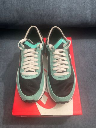 Nike Waffle One - 37.5