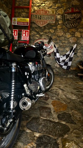 Triumph Thruxton 1200- 2016 - Impecable- 6000km