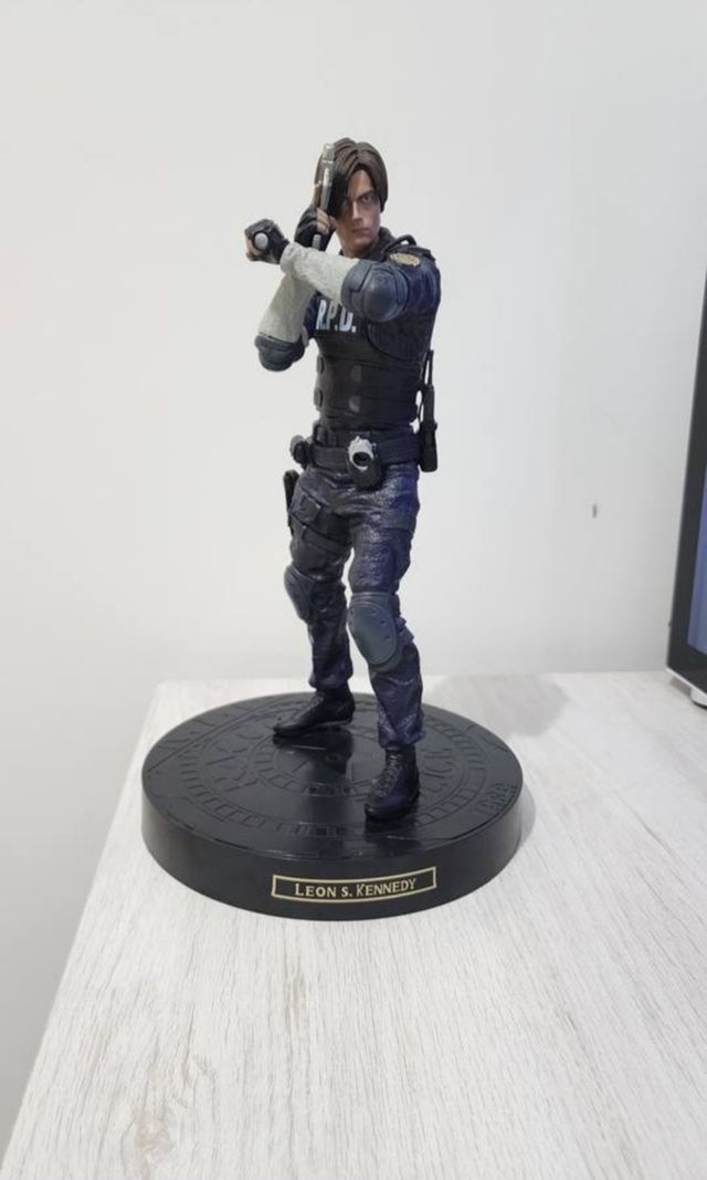 Figura Leon S. Kennedy Resident Evil
