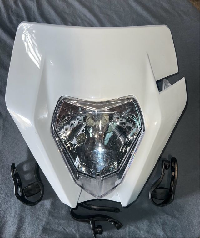 Careta KTM blanca
