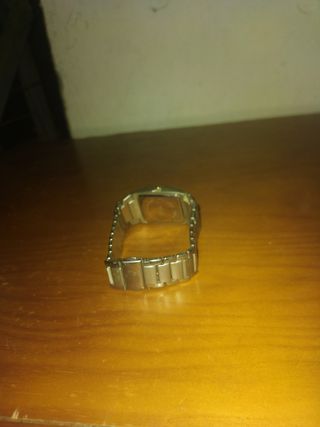 Reloj de pulsera antiguo