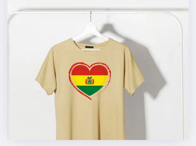 Camisetas con la nacionalidad que desees