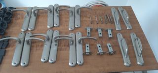 8 Tiradores puerta cromo. Manijas