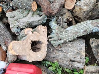 Leña de olivo y almendro 100% seca..