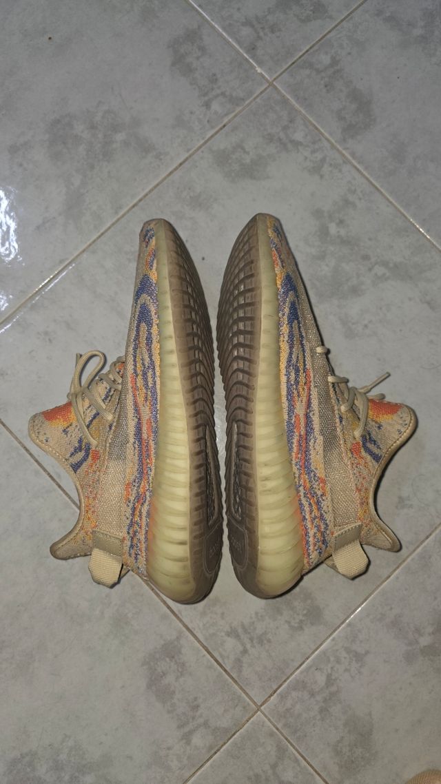 Adidas Yeezy 350 V2 - 44.5