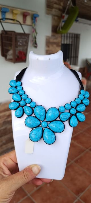 Collar turquesa