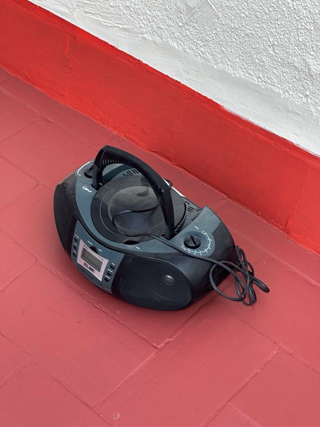 Radiocasete ELBE vintage funciona perfectamente