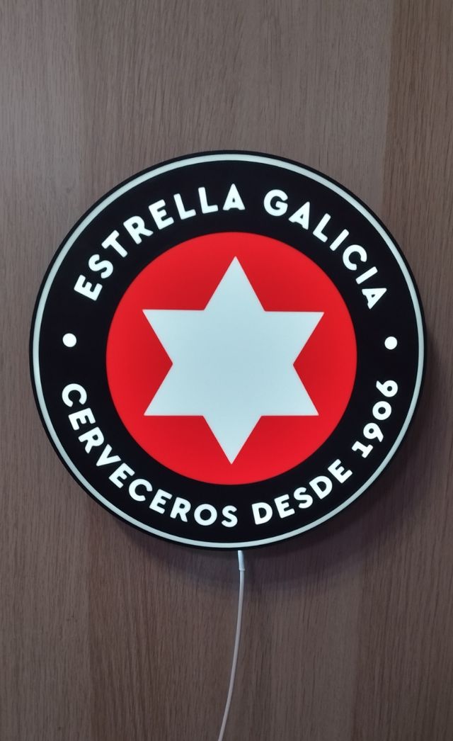 Expositor luminoso Estrella Galicia Light box