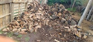 Leña de olivo y almendro