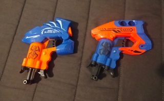 2 Pistolas Nerf Spiderman