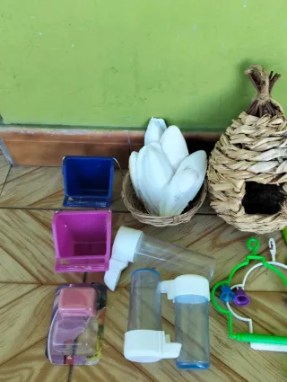 Jaula de pajaros + accesorios de regalo