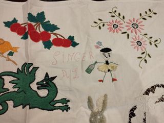 Muestrario Bordado Singer: Tela algodón.