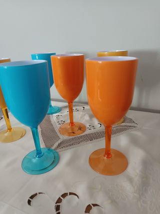 Calici colorati plastica - 6 pezzi