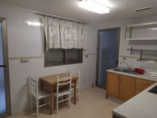 Particular, venta de vivienda.
