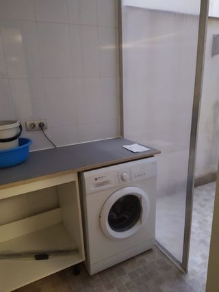 Particular, venta de vivienda.
