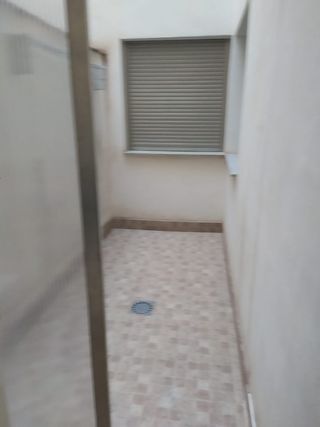 Particular, venta de vivienda.
