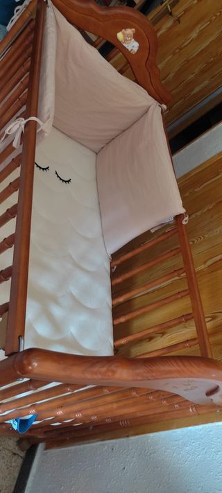 Cuna bebé madera