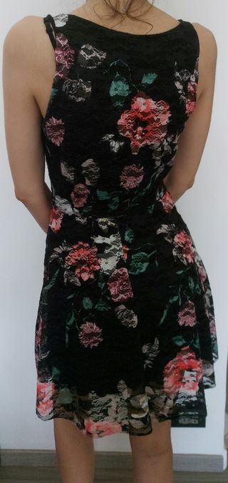 Vestito floreale nero