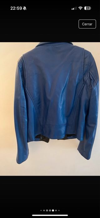 Cazadora Maje piel azul y negra