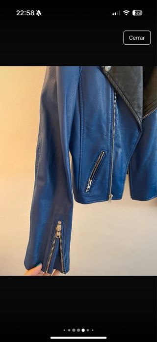 Cazadora Maje piel azul y negra