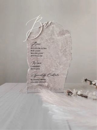 Sedute per matrimoni in marmo da decorare