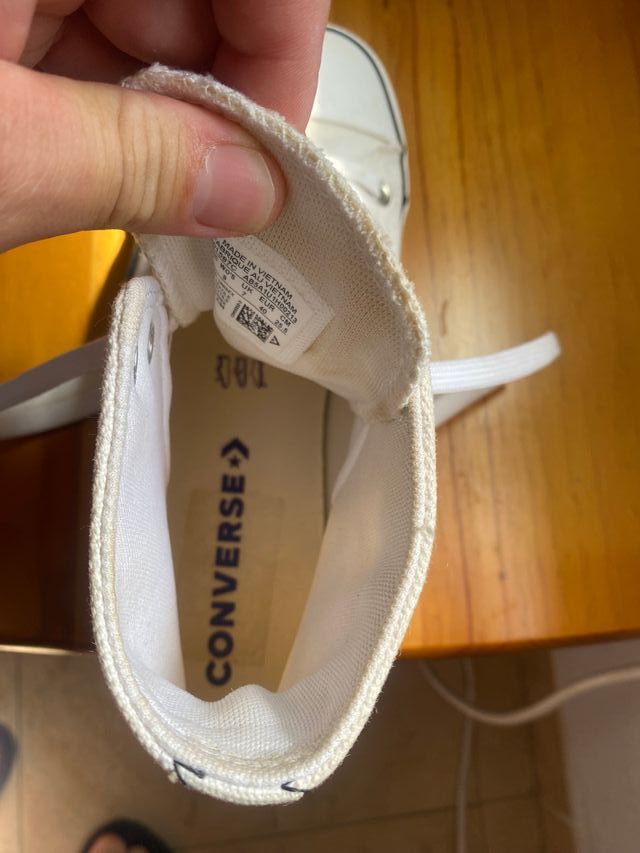 Converse blancas altas súper enteras