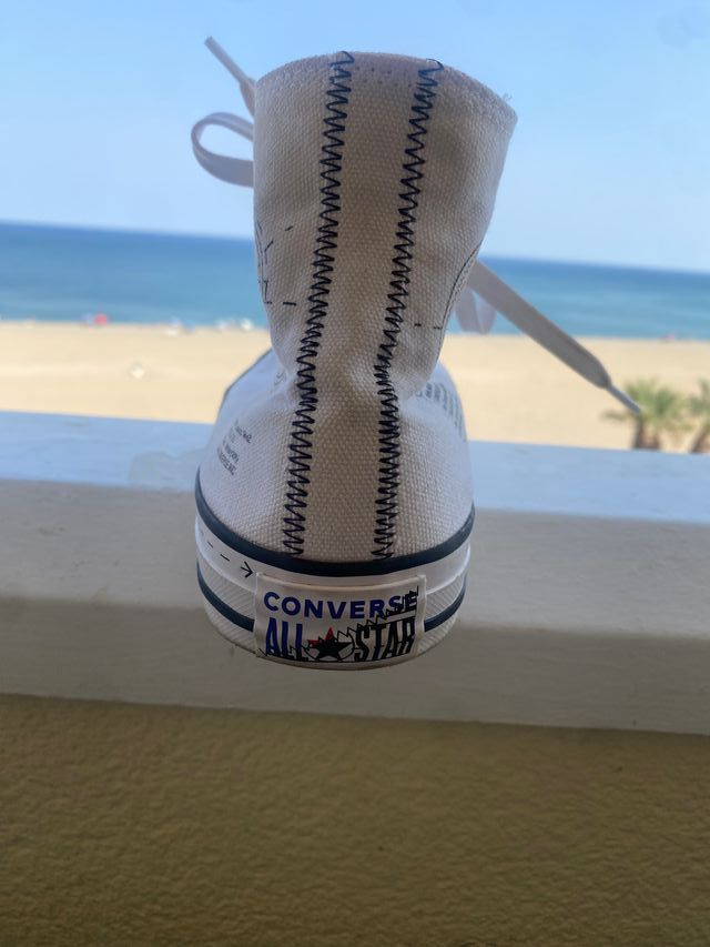 Converse blancas altas súper enteras