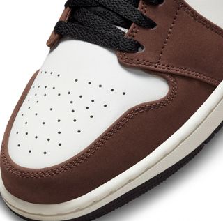 Air Jordan 1 Low SE 'Mocha'