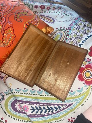 Caja madera tallada con flores
