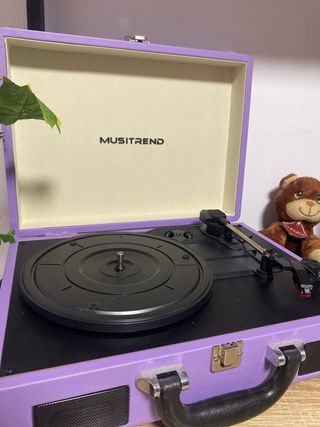Tocadiscos portátil MUSITREND - morado
