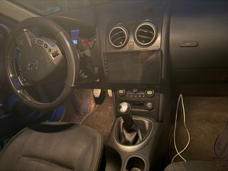 Nissan Qashqai+2 2010