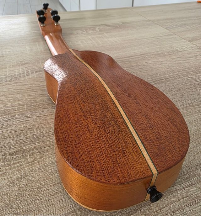 Timple canario artesanal